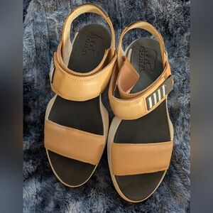 Sorel Tan and Black Women's Sandals